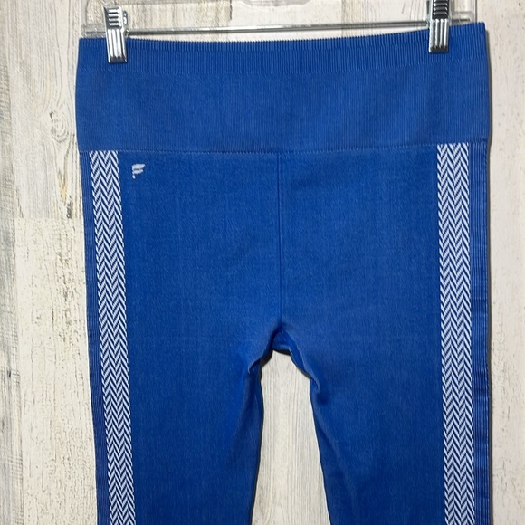Fabletics High-Waisted Seamless Check Leggings Blue White Size Medium - Picture 2 of 9